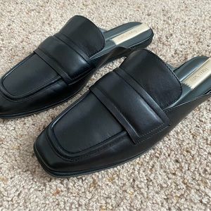 NIB Wide Franco Duval Loafer Mule